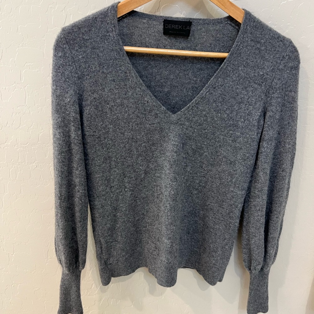 Derek Lam grey 100% cashmere V-Neck Bubble Sleeves Sweater